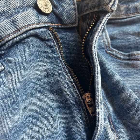 American Eagle Mom Short Size 2 - Picture 4 of 6